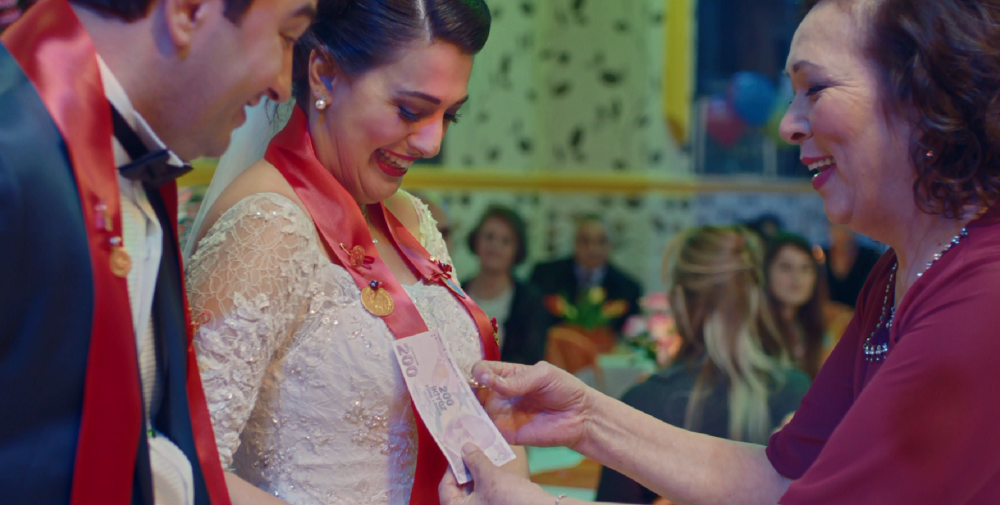 “Keşke Hayat Kesintisiz Aksa, Kesintisiz Hayat Aksa” Reklam Kampanyası
